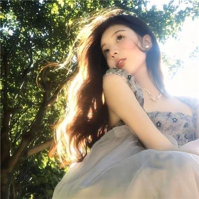 明月照尖东
